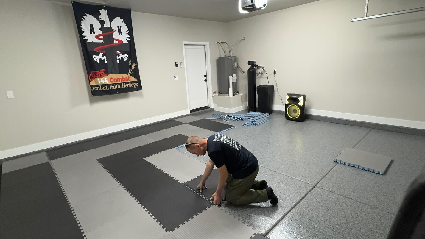 Laying Mats Laying Mats